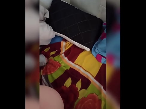 ❤️ La meva companya de pis es queda sola a casa perquè el seu marit se'n va de vacances i jo aprofito per follar-la i omplir-li el cul de llet Porno al ca.28films.ru ❌️❤